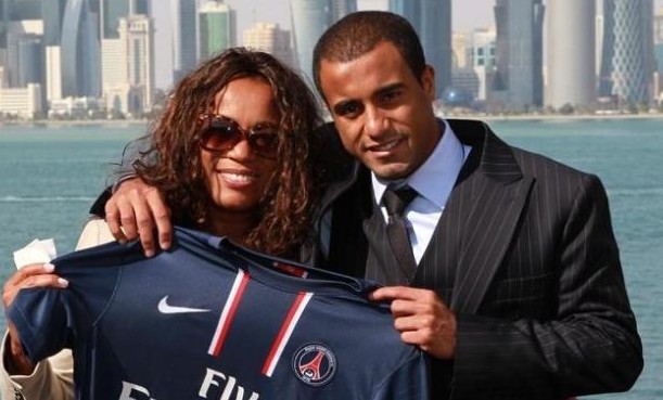 lucas moura, sa compagne et le maillot du PSG