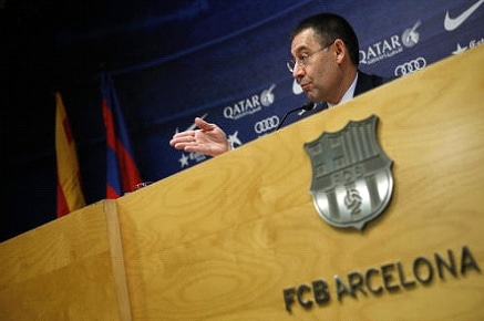 FC Barcelone interdit de recrutement