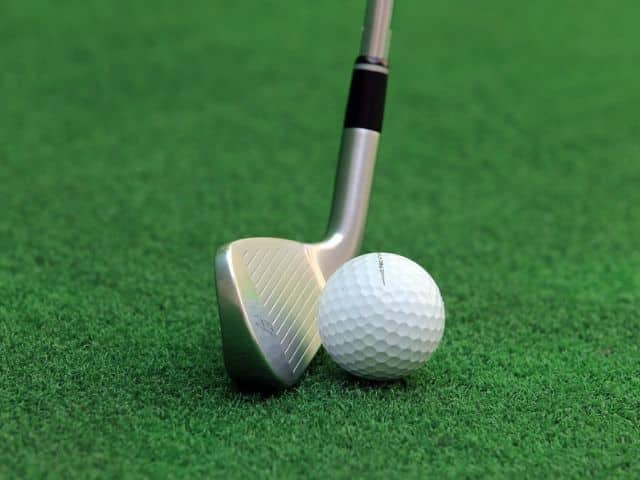 Comment mieux frapper une balle de golf ? Voici nos conseils.