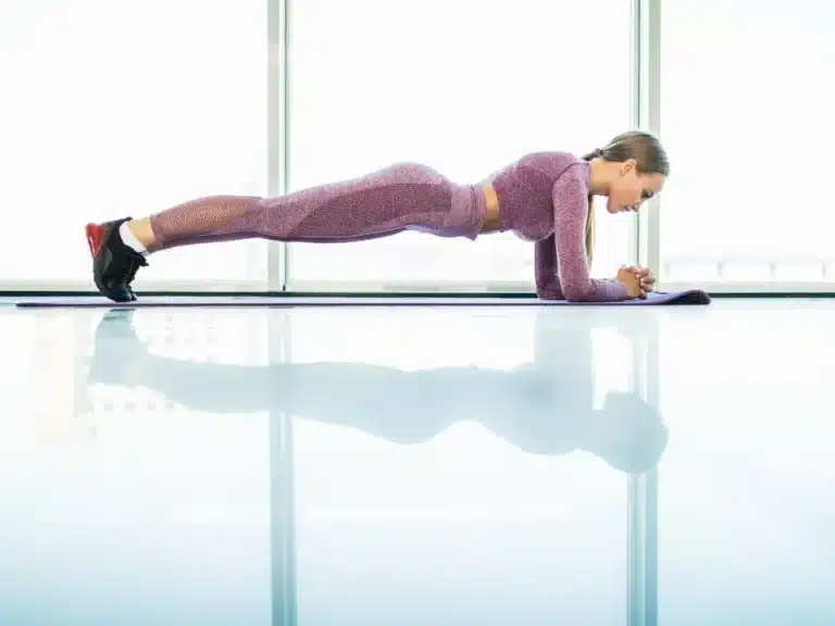 exercices pour se tenir droit