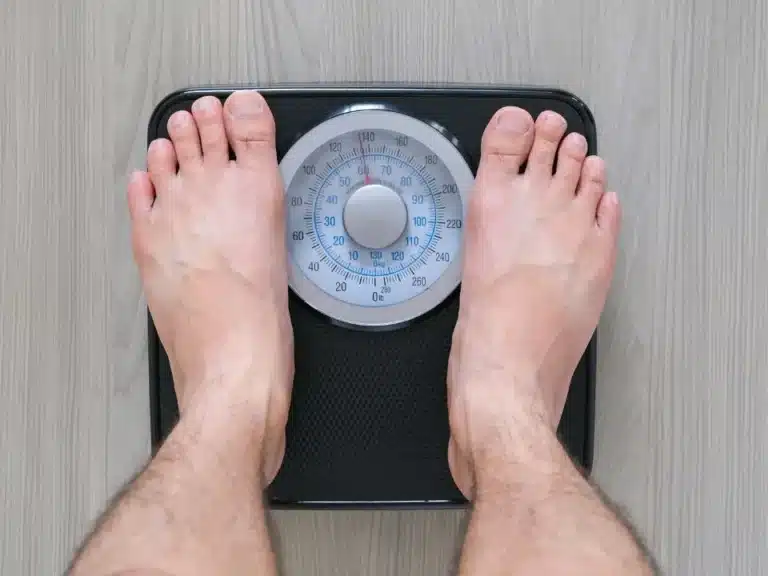 pourquoi je grossis sans manger plus