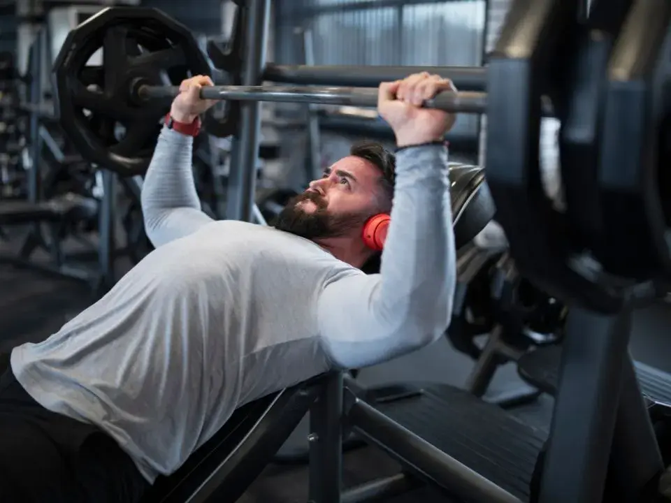 Séance de cardio progressive pour améliorer son endurance après 40 ans